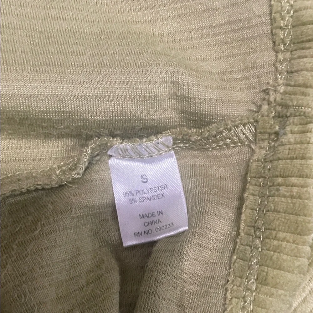 Lime Green Button-Up Ribbed Cardigan - Picture 5 of 6